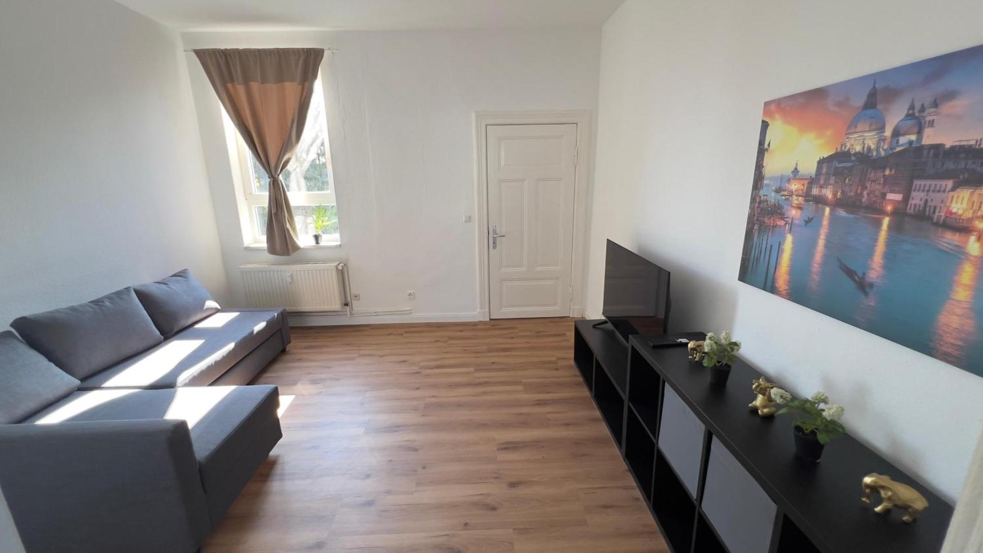 Modernes Apartment Mit 2 Schlafzimmern Und Privatparkplatz Nahe Innenstadt Neumünster Zewnętrze zdjęcie